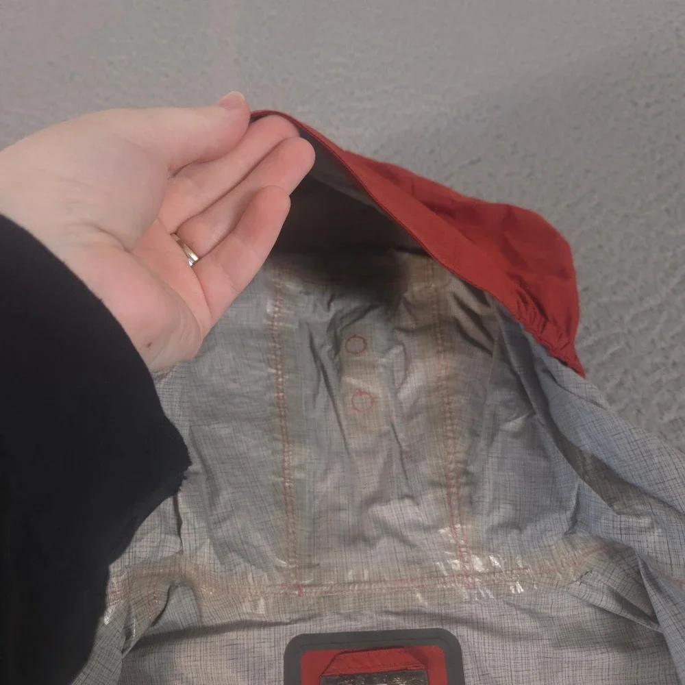VINTAGE REI Jacket Boys L 14/16‎ Red Elements Rain Shell Taped Seams Hooded Y2K